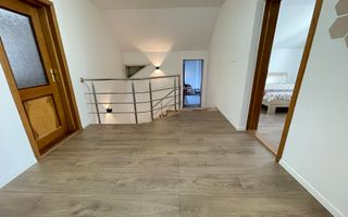 Casa spatioasa cu spatiu de relaxare-zona Blascovici - Poză 23