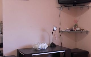 2 camere | centrala proprie | mobilat si utilat | boxa la subsol - Poză 12