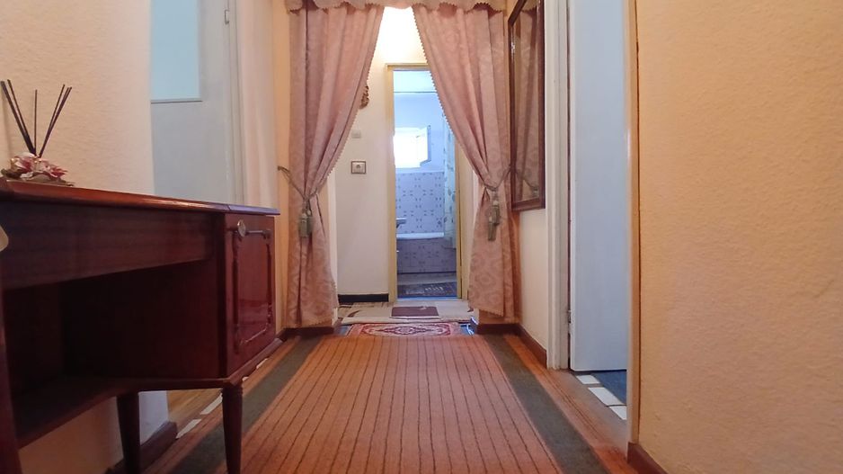 Decomandat! Vânzare apartament cu 3 in Targoviste- m11! - Poză 8