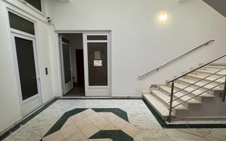 IMOBIL CENTRAL 500 MP | 8 CAMERE CU BĂI PROPRII | INVESTIȚIE - Poză 4
