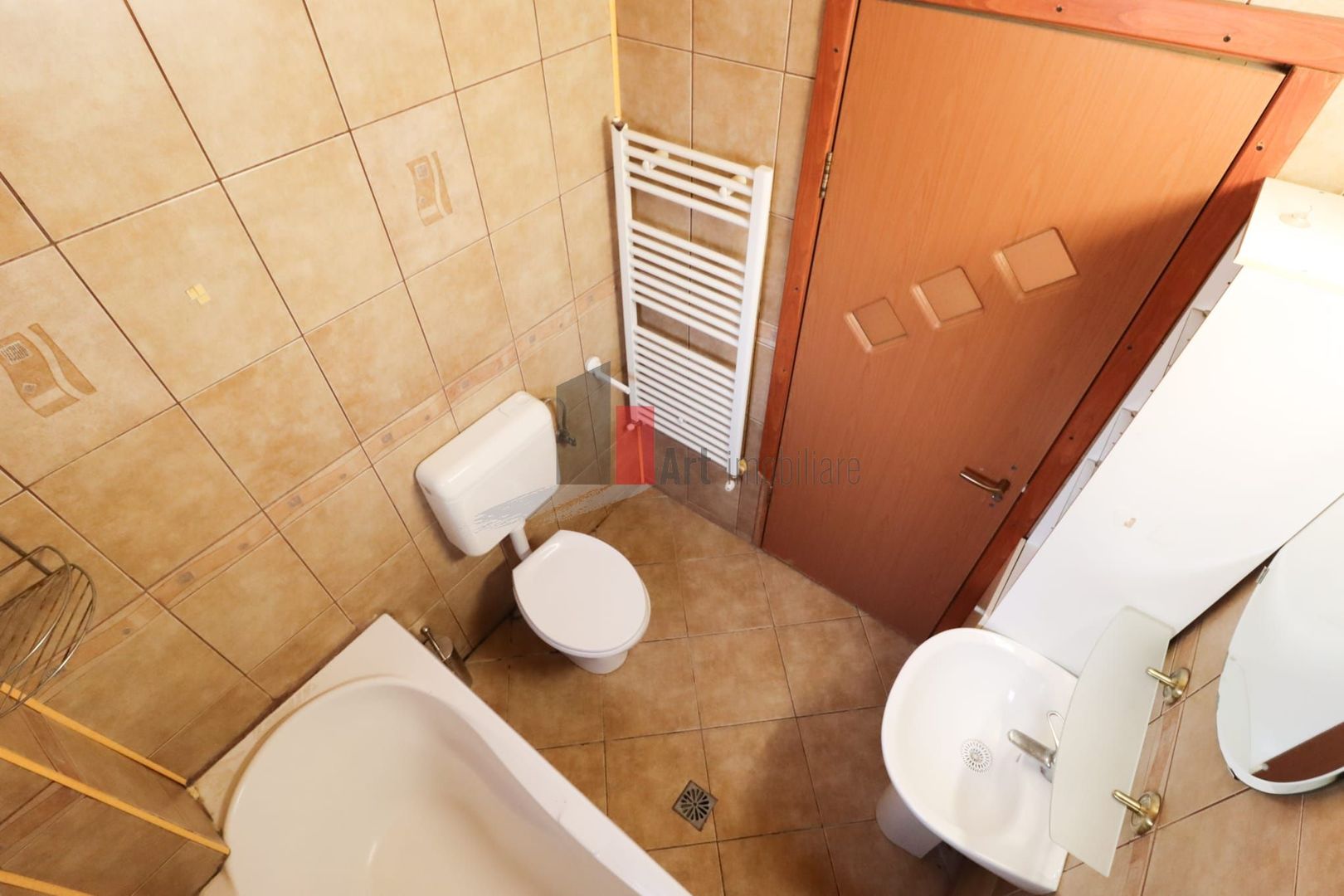 Apartamentul "QETO", bloc cu curte interioara, LIBER - Poză 23