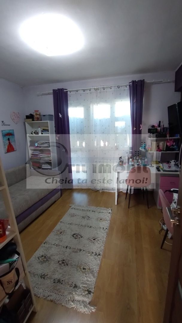 Apartament cu 3 camere decomandat, la etajul 6, in Piata Unirii ! - Poză 4