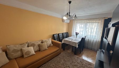 Apartament 3 camere | Decomandat | 69 MPU | Lift | Balcon | Vasile Aaron