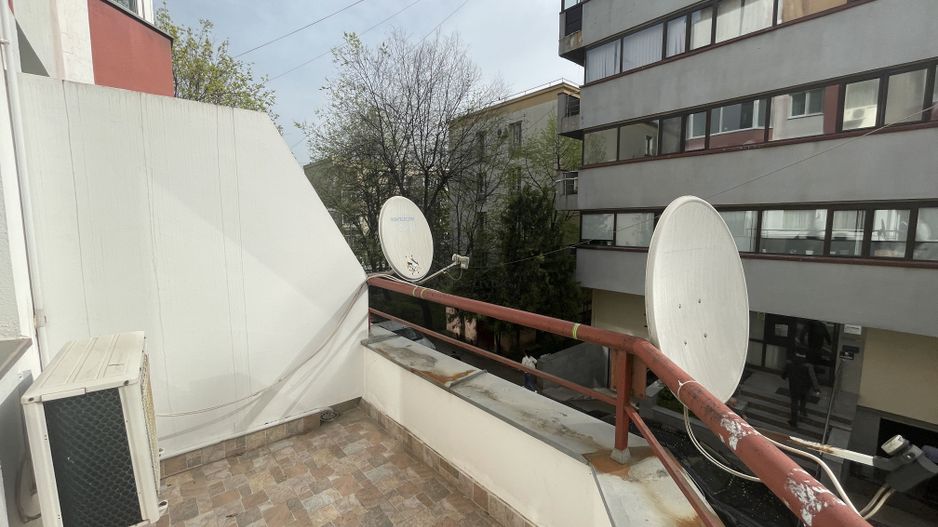 APARTAMENT SPATIOS CU 3 CAMERE IN ZONA COMPOZITORI FLOREASCA - Poză 22