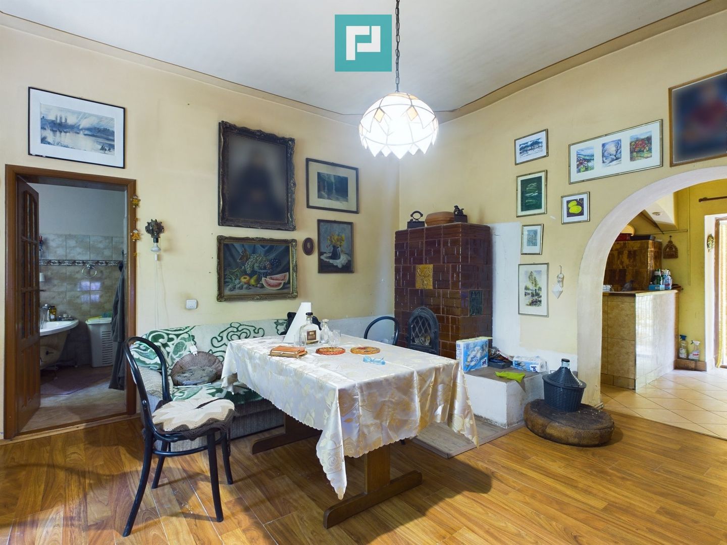 Casă cu livadă de pomi în Dorobanți - Poză 1