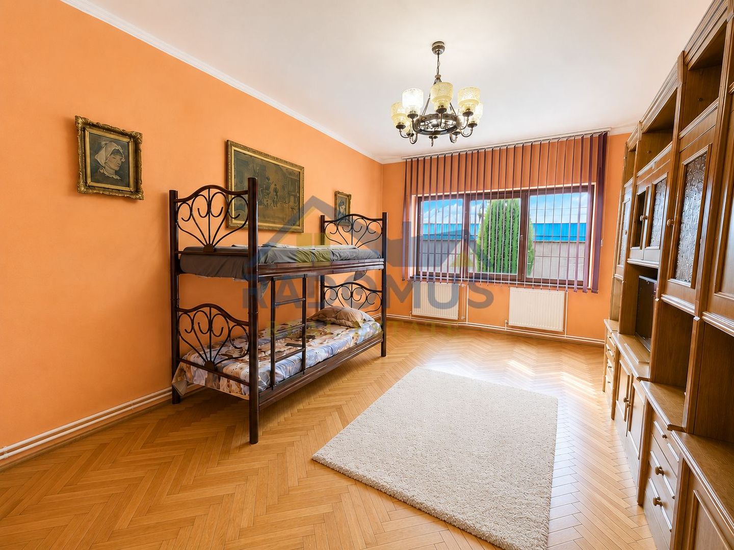 Vila 4 camere | Teren 532 mp | Piscina si foisor | Str. Lupeni - Poză 7
