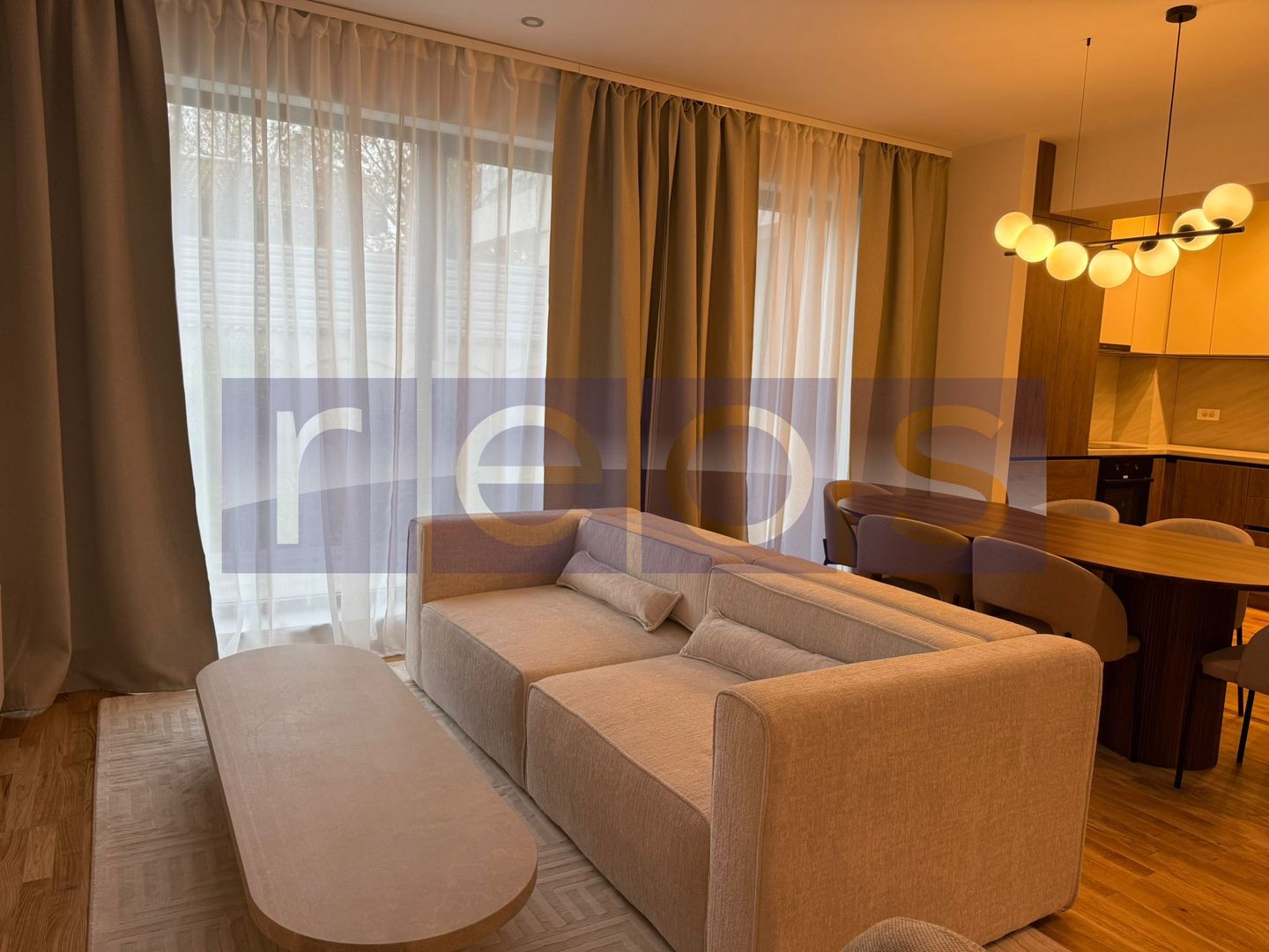 VANZARE 3 CAMERE | CURTE 88 MP | MOBILAT SI UTILAT LUX | STRAULESTI | - Poză 1