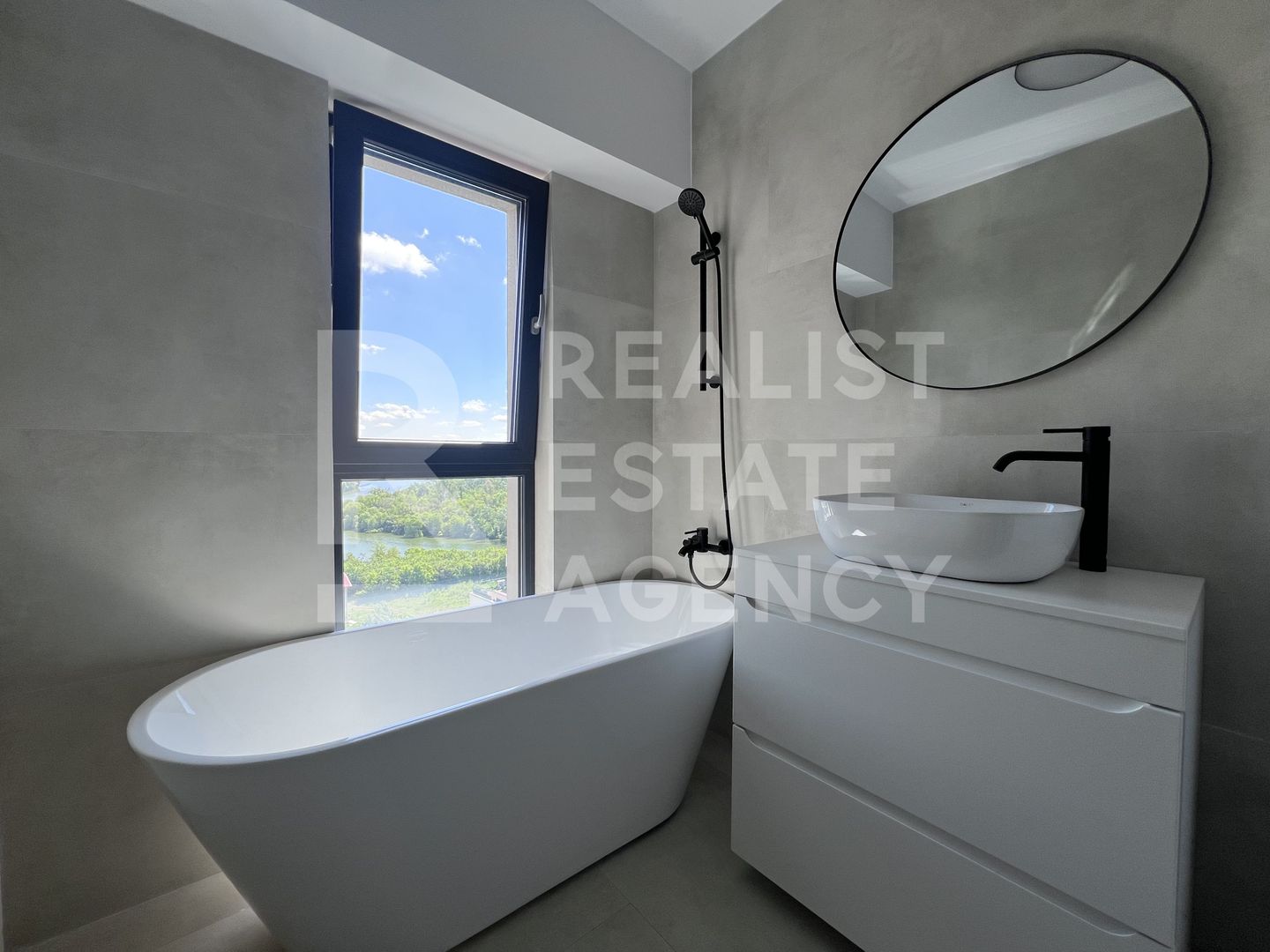 Apartament 4 camere de închiriat, București Noi, la prima chirie! - Poză 18