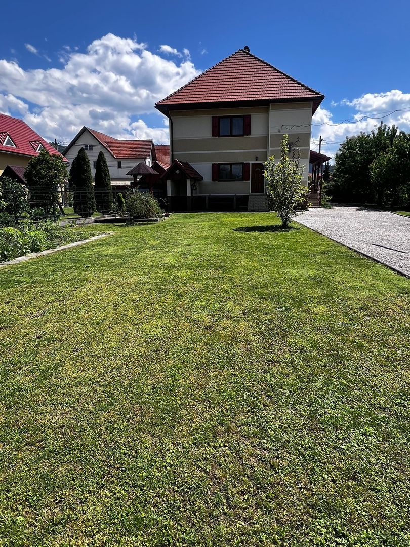 Ocazie unică! Casă de vânzare în stațiunea Covasna! - Poză 25