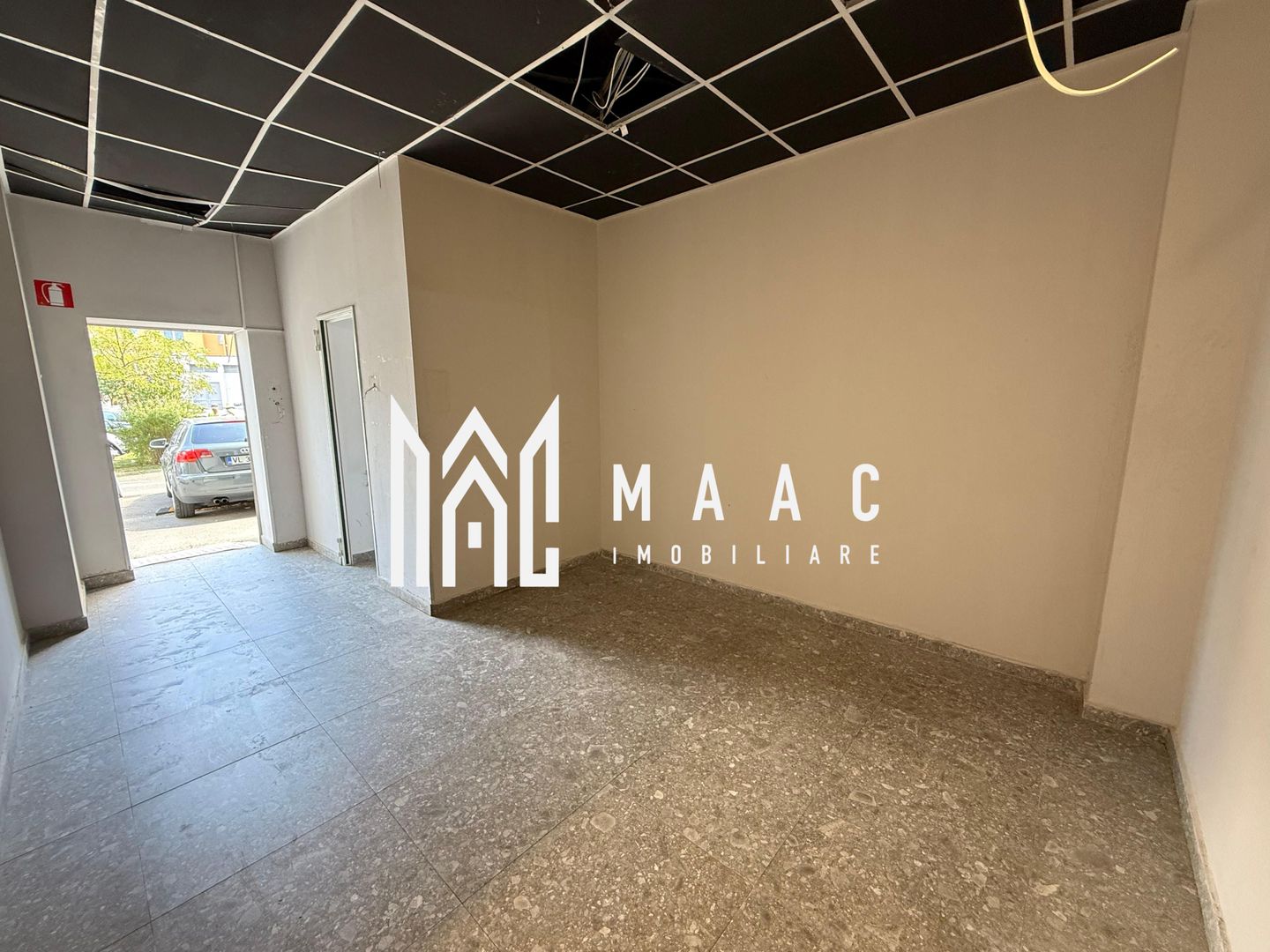 Spatiu comercial/birouri I VAD I Expunere I Mihai Viteazu - Poză 8