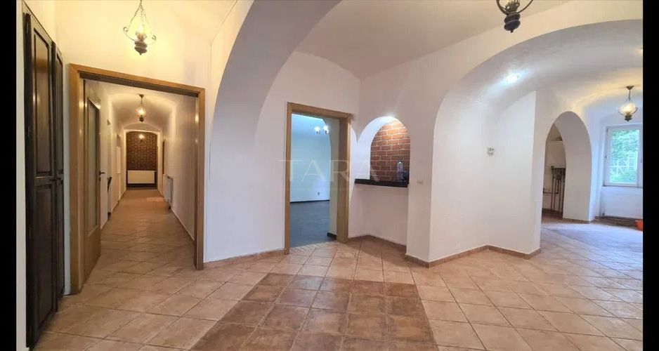 Apartament de vanzare cu 3 camere in Gruia - Poză 5