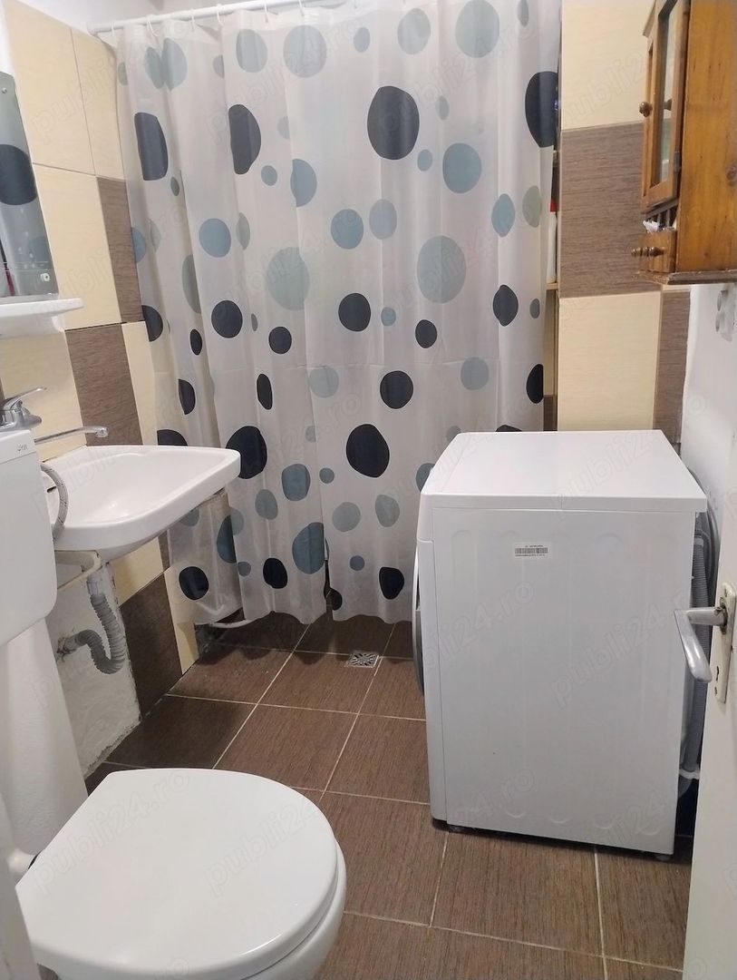 BRASADAS vinde ap 4 cam 2 băi etaj 3/8 84 mp. - Poză 7