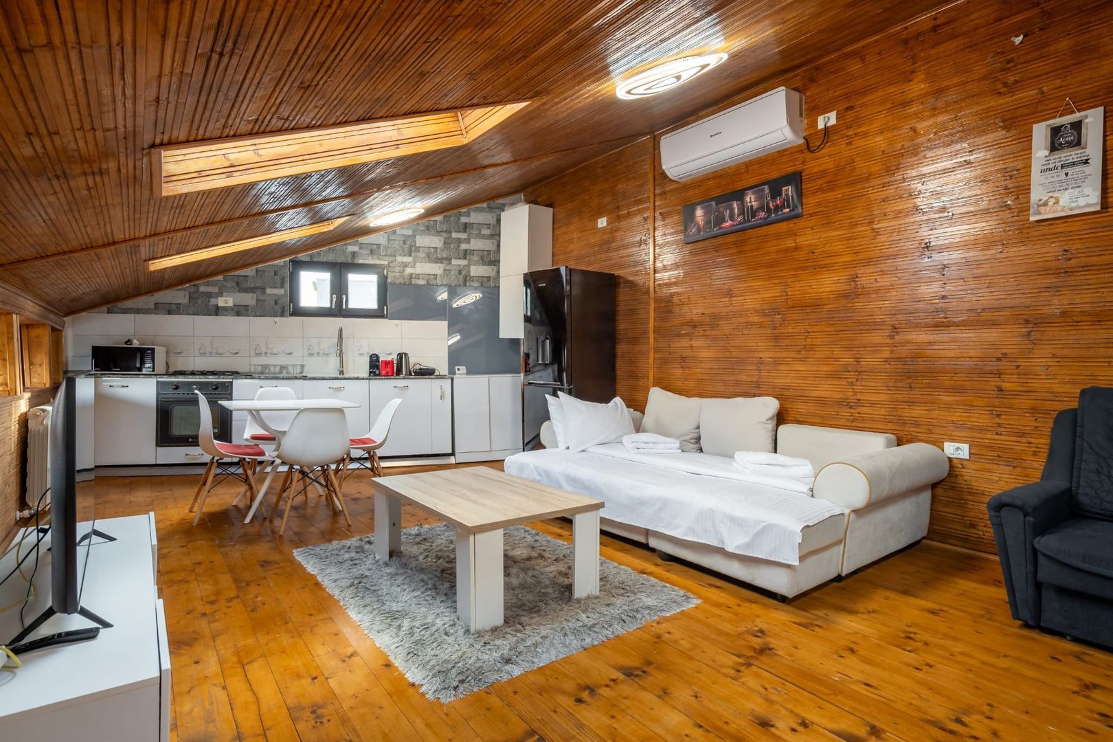 Mansardă de închiriat – 75 mp – Zona Parcul Carol / Tineretului - Poză 10