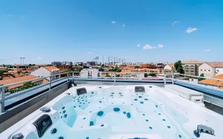 Penthouse de lux 530 mp ultracentral in Oradea - Poză 52