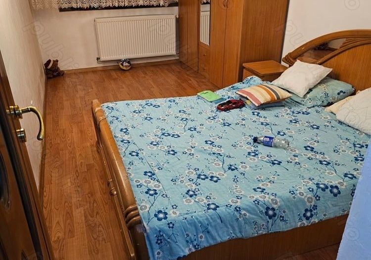 BRASADAS vinde ap 3 cam etaj 4/4. - Poză 3