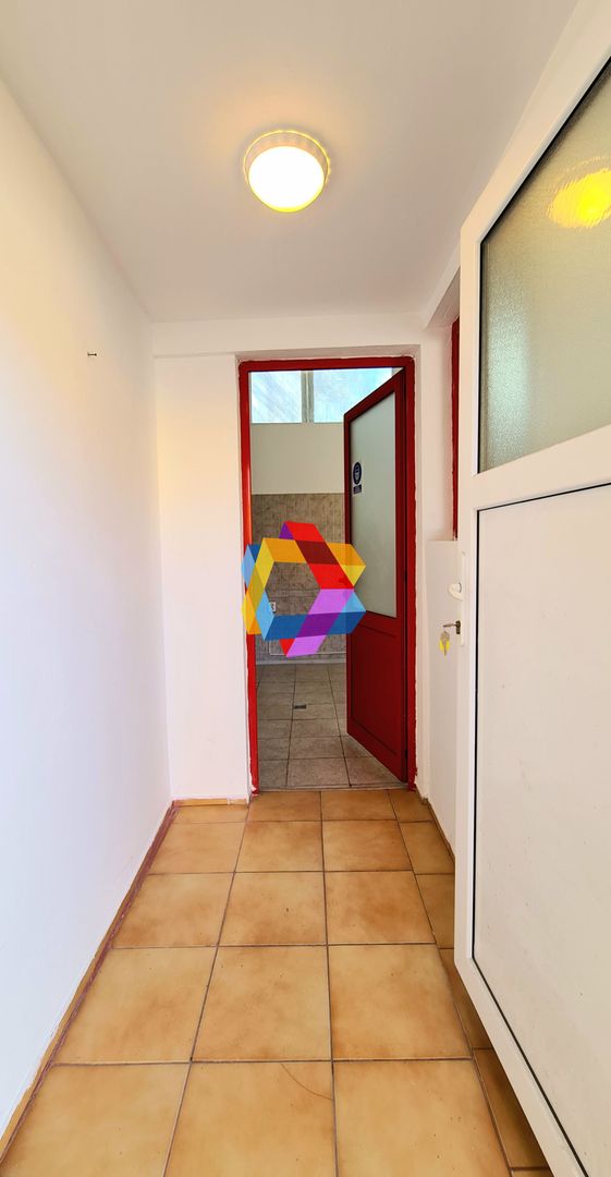 Spatiu de închiriat Brasov - 35 mp # plus-imo.ro - Poză 3