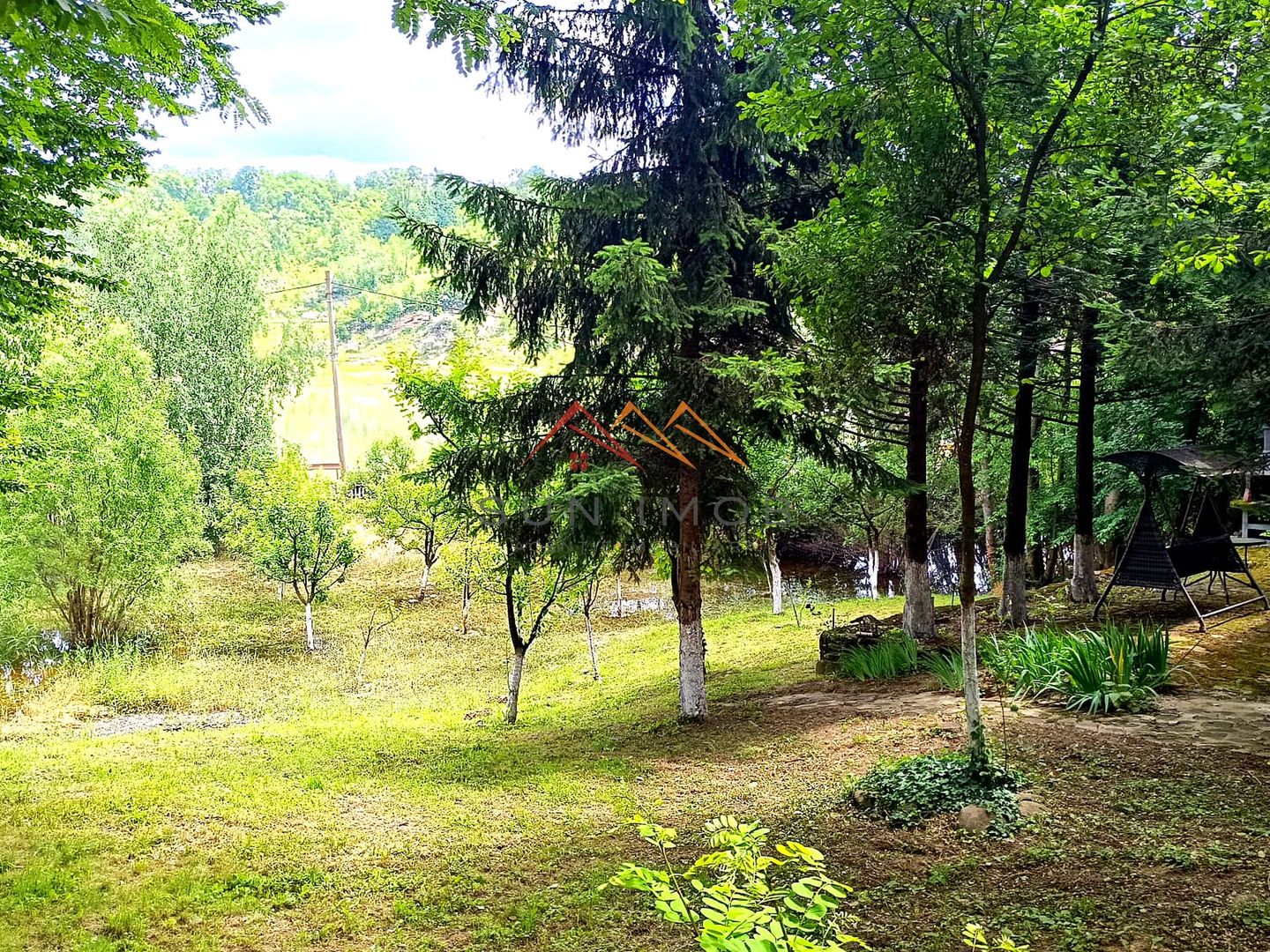 CASĂ DE VACANȚĂ | LUNCA MARE | 1.053 MP TEREN | PRIVELISTE DEOSBITA - Poză 15