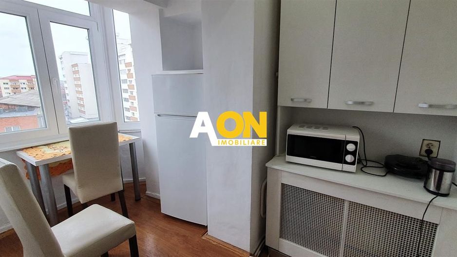 Garsoniera decomandata 28 mp zona Parc Cetate - Poză 1