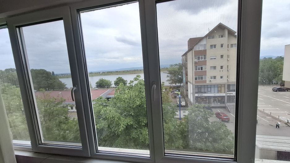 Apartament 3 camere decomandat insula de agrement - Poză 4