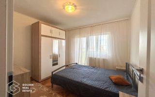 Apartament cu 3 camere, etaj 3, zona 300 Micalaca - Poză 5