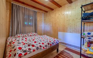 Casa de Vacanta | 5 camere | Foisor | Jacuzzi | teren 4000 m2 | Valeni - Poză 10