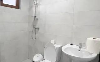 Oportunitate de investiție – Proprietate versatilă în Onești - Poză 13