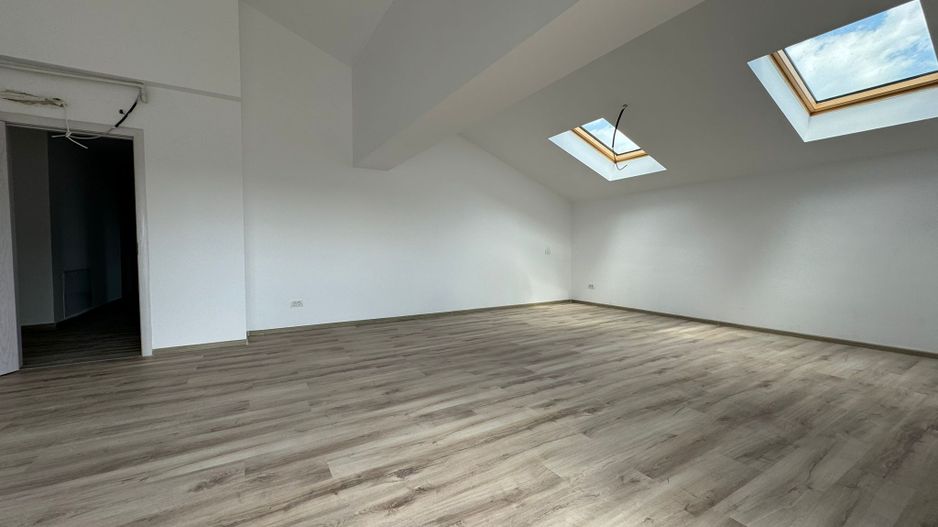 SENZATIONAL! Apartament 4 Camere Decomandate si Terasa  - Berceni - Poză 10