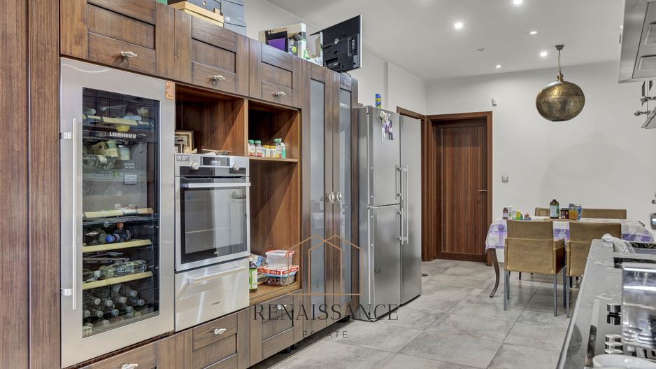 Timisoara Plopi Casa pe Parter cu Piscina | 8 Dormitoare 5 Bai | 3340m - Poză 19