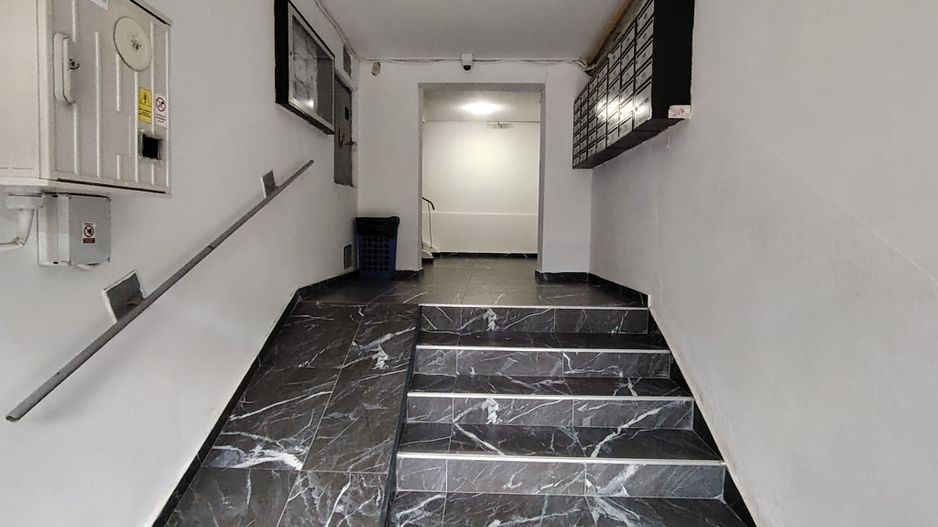 Apartament 4 camere-Metrou Brancoveanu - Poză 2