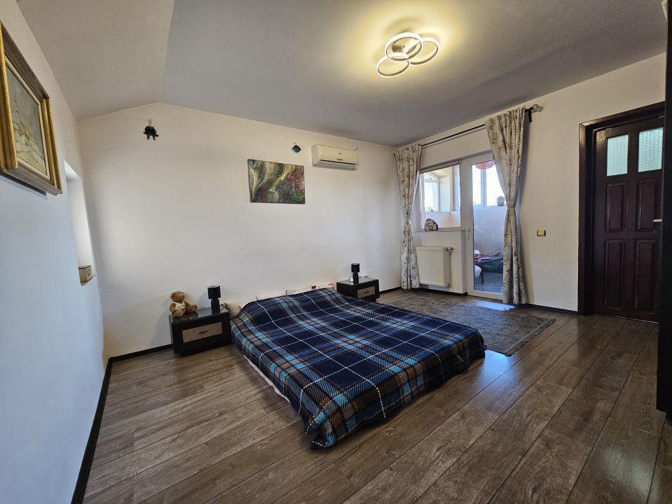 Vilă P +M în centrul orașului Otopeni, 7 + camere, anexe apartament - Poză 15