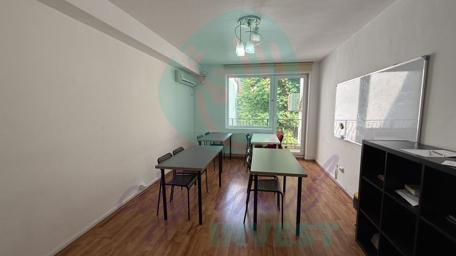 Casă multifuncțională | 330 mp + curte 220 mp - Poză 12