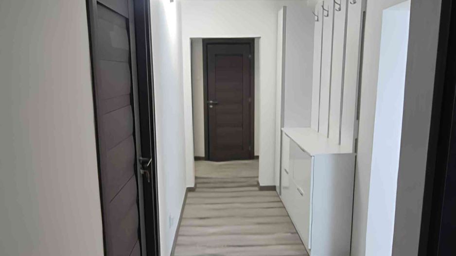 AP. 4 CAMERE - BOXA INCLUSA, PARCARE INCLUSA, CENTRALA, COMIS 0% - Poză 7