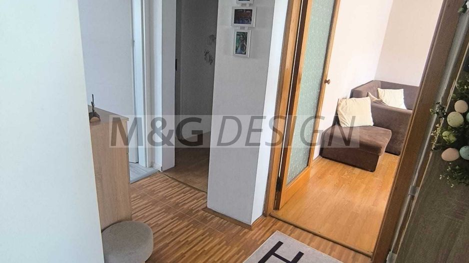 Apartament 3 camere Sagului etaj 2 cu centrala - Poză 3