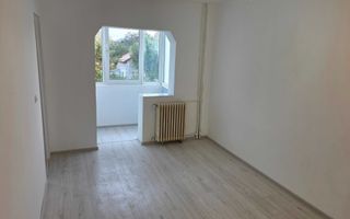 Garsonieră  zona Dâmbovița etaj 2 - Poză 4