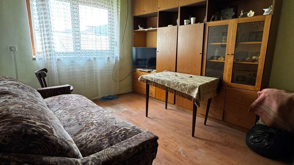 Casa individuala cu 5 camere de vanzare in Cugir - Poză 2
