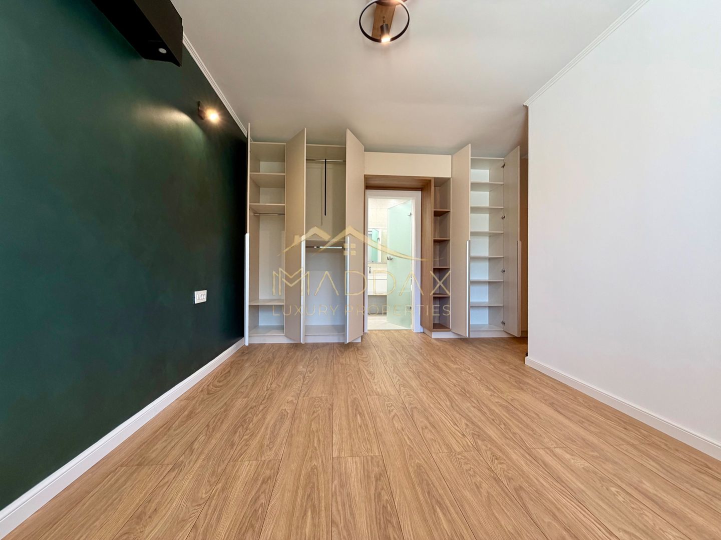 Apartament cu 2 camere *72mpu* + Terasa // Baneasa - Metrou Baneasa - Otopeni - Poză 31