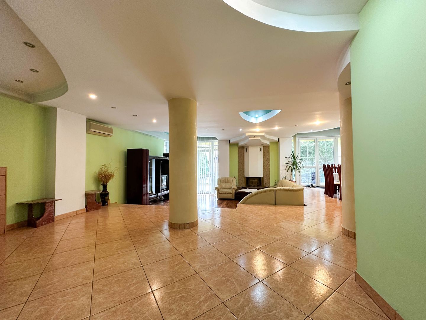 Vila de inchiriat Mogosoaia-Chitila* Pretabil Investitie * - Poză 4