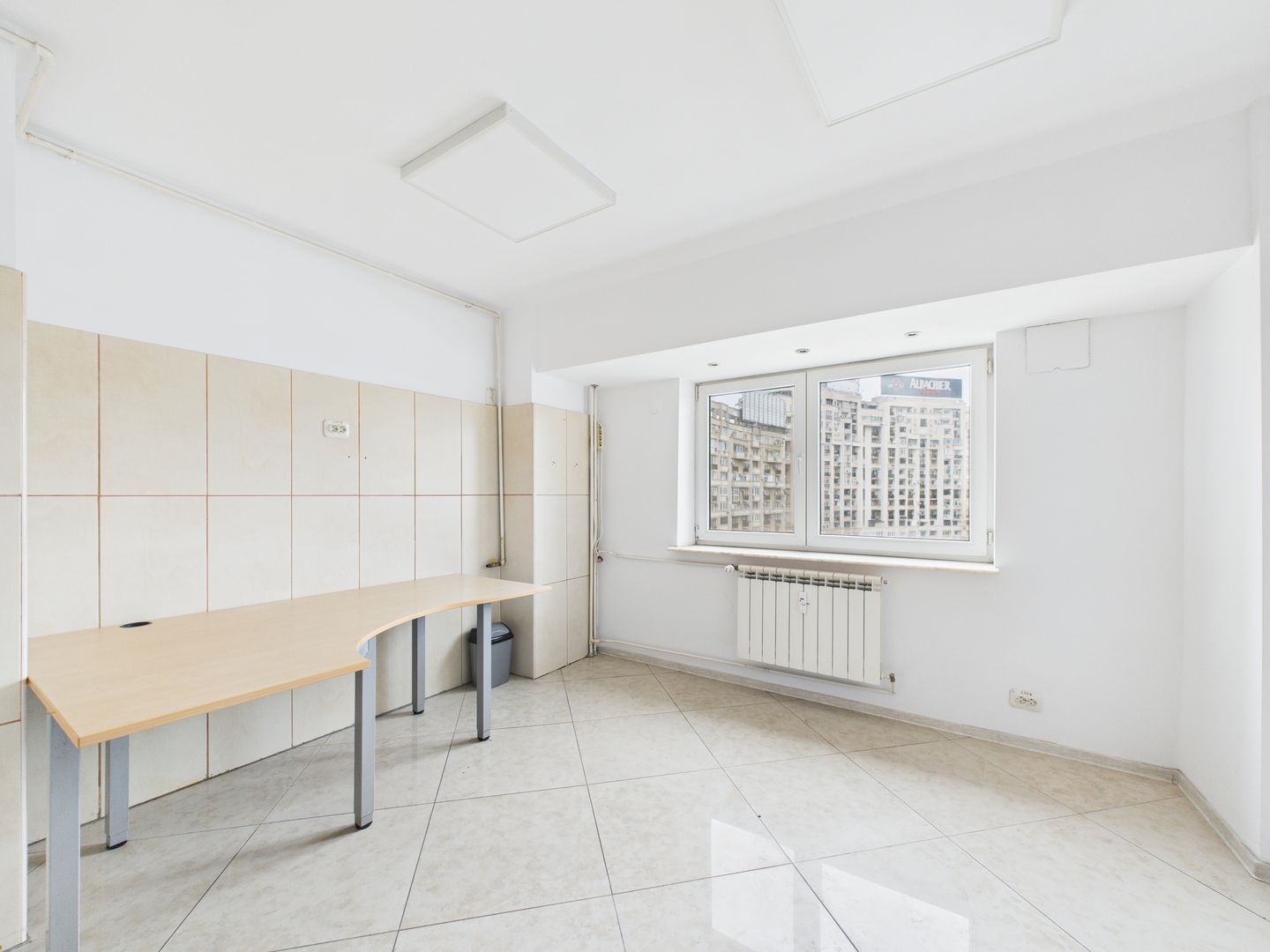 Apartament cu 3 camere de vanzare - Spatiu versatil - Rond Alba Iulia - Poză 16