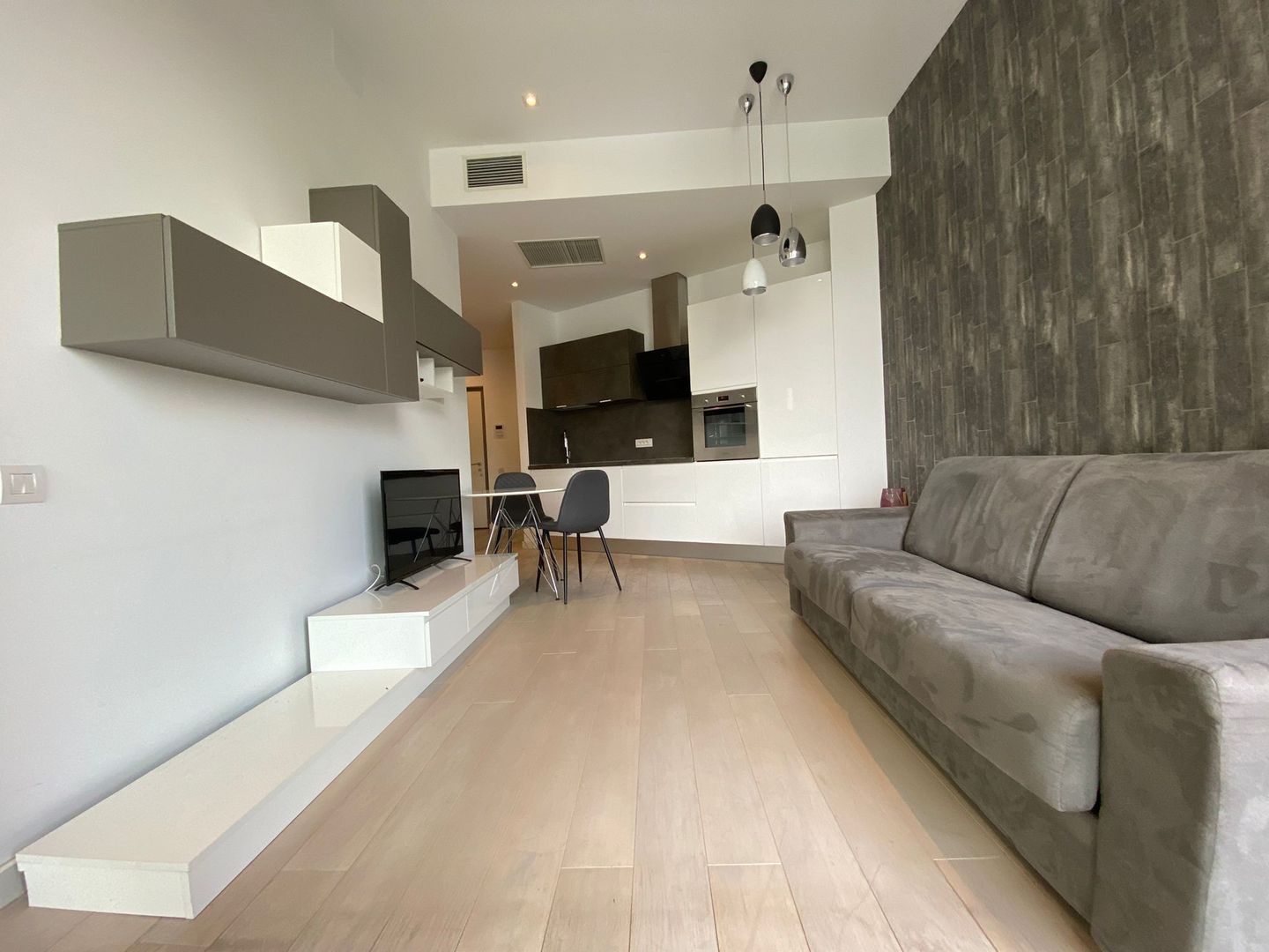 Apartament 2 camere One Herăstrău Park – Eleganță și confort - Poză 1