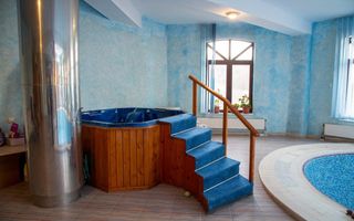 Conac cu piscina - 1810 mp - Poză 11