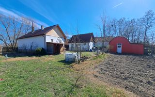 Două case de vanzare cu teren 1553 mp Reci - Poză 4