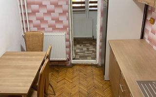 Etaj 1 . Decomandat. Zona Lipovei - Poză 5