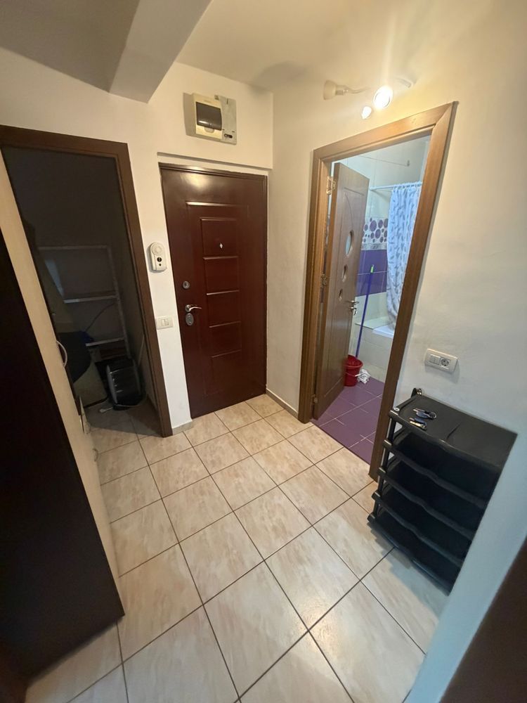 🔑 De Închiriat: 2 Camere Decomandat – Metrou Eroii Revoluției - Poză 2