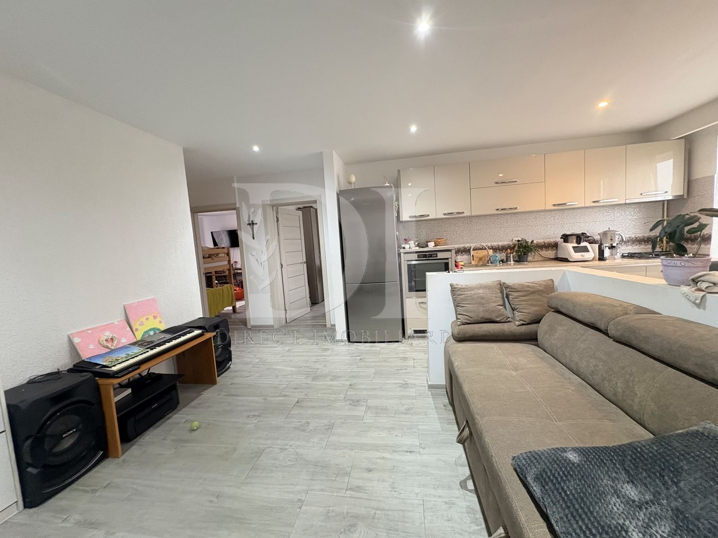 Apartament cu 3 camere - zona str.Ioan Rus - Poză 10