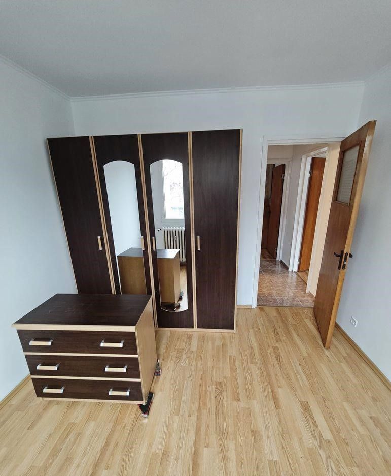 Apartament renovat cu trei camere,  Emil Racovita, 106.000€ - Poză 5