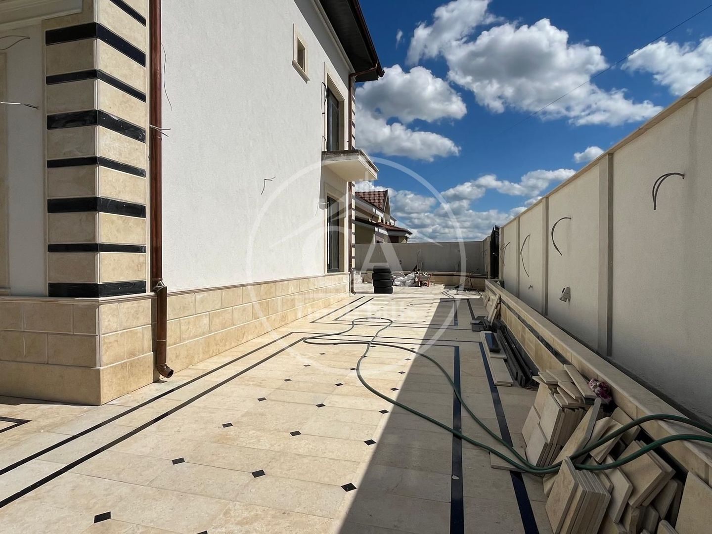 Casă de vânzare P+E+M cu 7 camere in Cartierul Grigorescu, Oradea - Poză 21