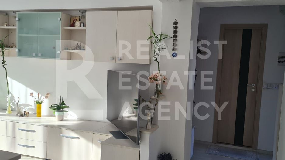 Apartament 4 camere de vânzare - Calea București, Brașov - Poză 3