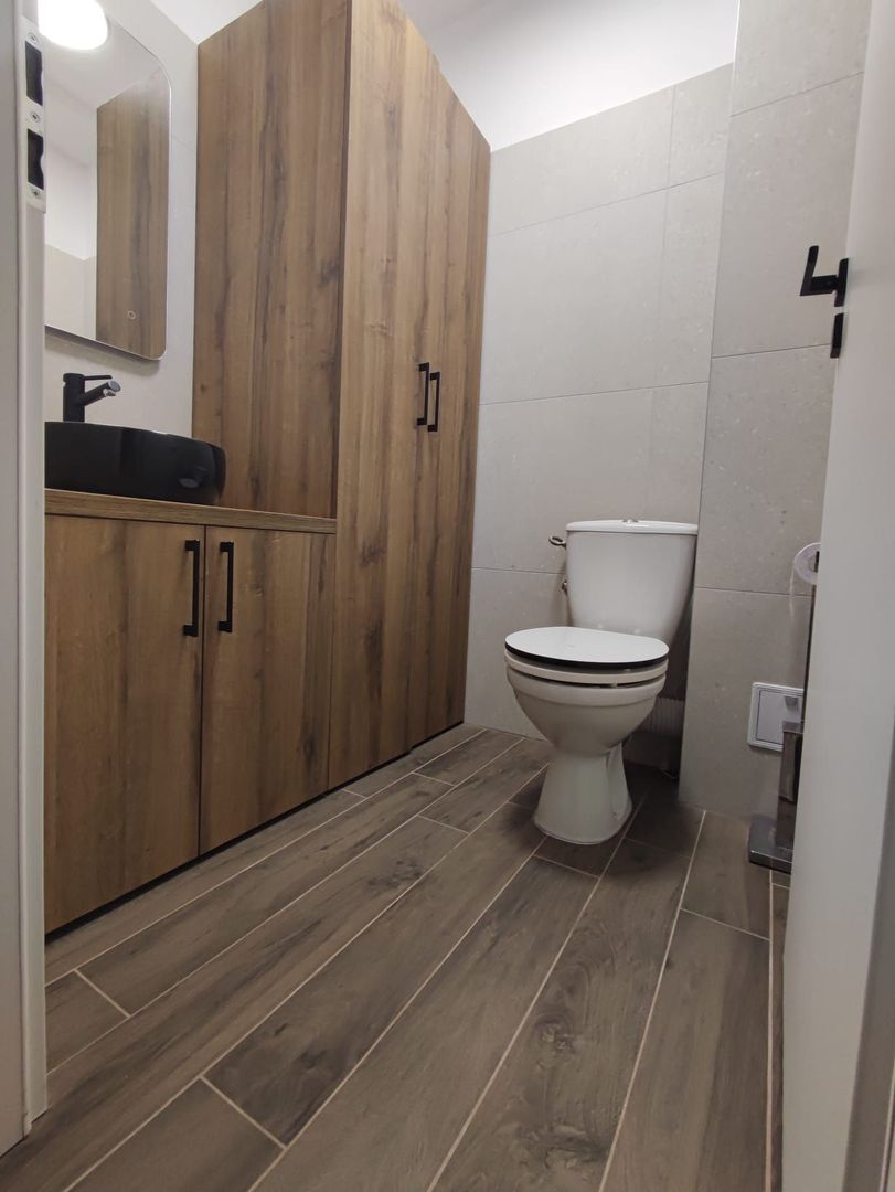 Apartament cu 3 camere, 2 bai si loc de parcare - Poză 18