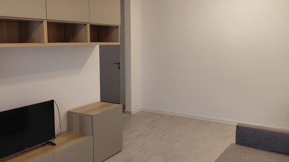 De închiriat: apartament 2 camere - Novum - Păcii - metrou - parcare - Poză 2