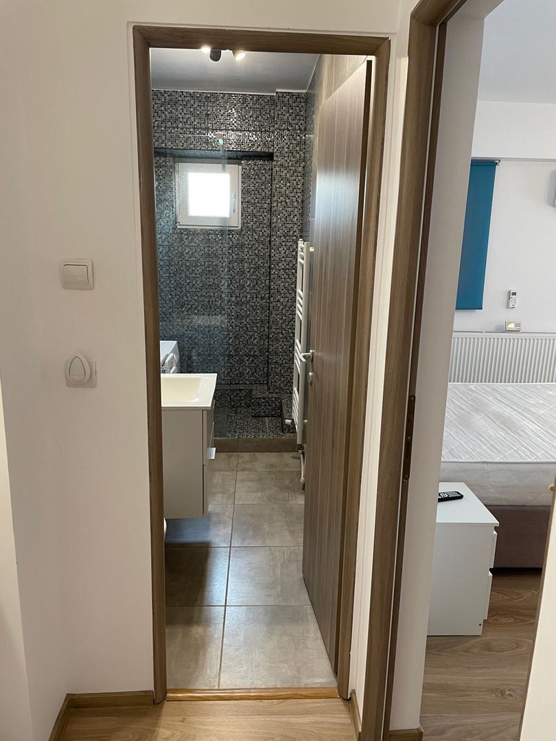 Apartament cu o camera, sup 47 mp - Faleza Dunarii - Poză 14